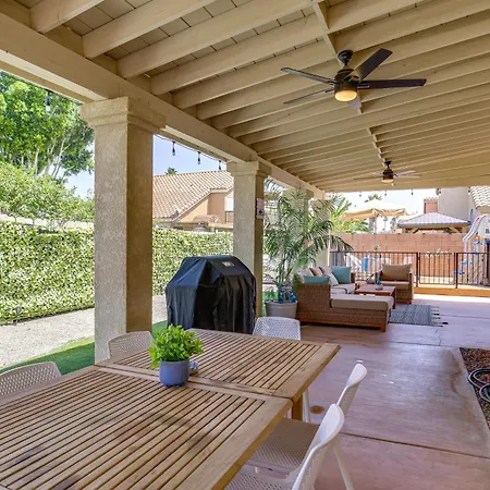 Home With Private Pool And Game Room In Indio!